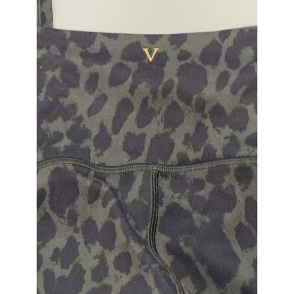 Victoria's Secret Women's Athletic Animal Print Mid Rise Green Leggings Size S - Picture 2 of 7